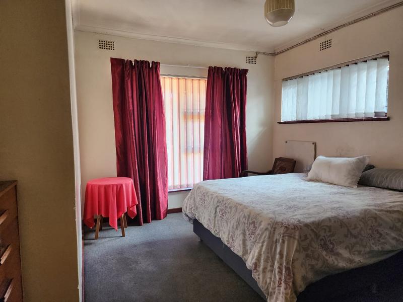 5 Bedroom Property for Sale in Belgravia Western Cape